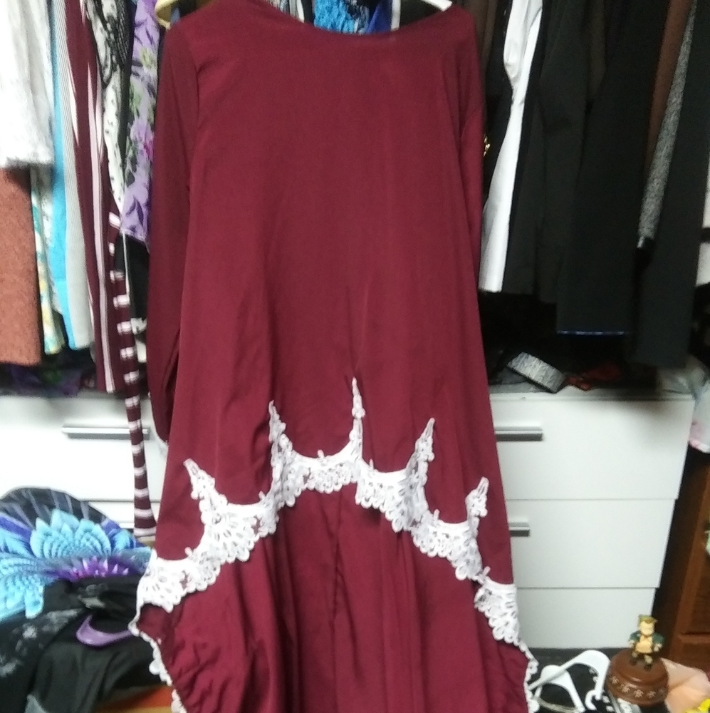 Woman shirt with tail